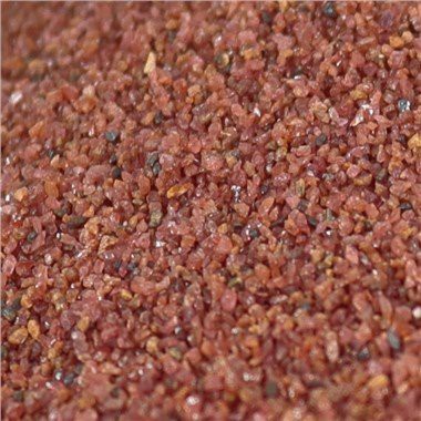 Granátový písek pro pískování 20-40 pletivo